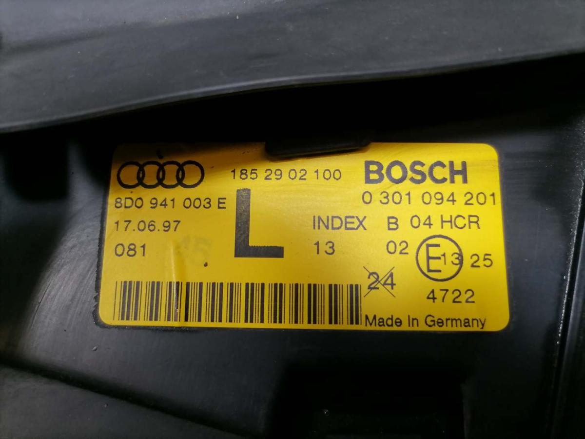 Audi A4 B5 original Scheinwerfer vorn links Halogen mit integrierten Nebelscheinwerfer Bj.1997